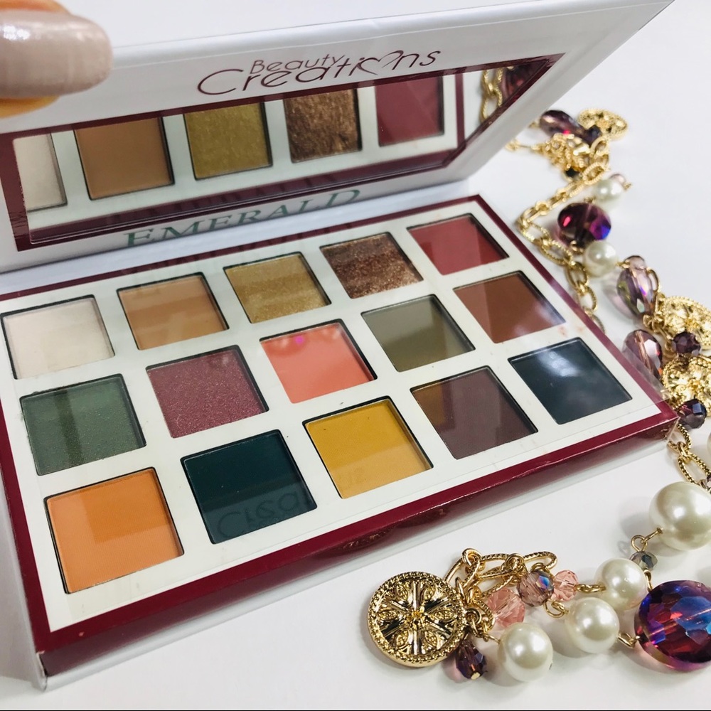 BRAND NEW Emerald by Beauty Creations